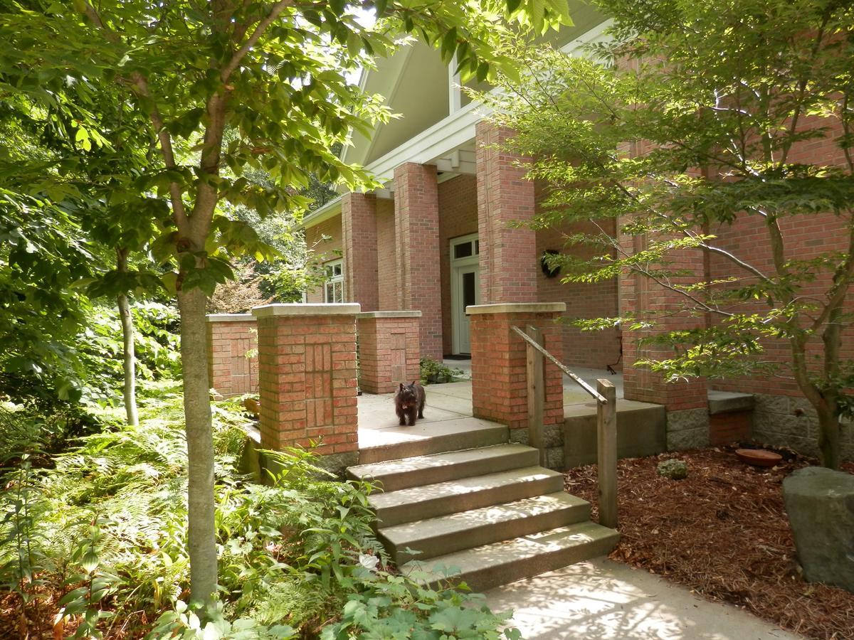 Pigeon Creek Inn - Adults Only Holland Exterior photo